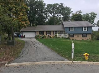 215 Brenner Ct, Crete, IL 60417