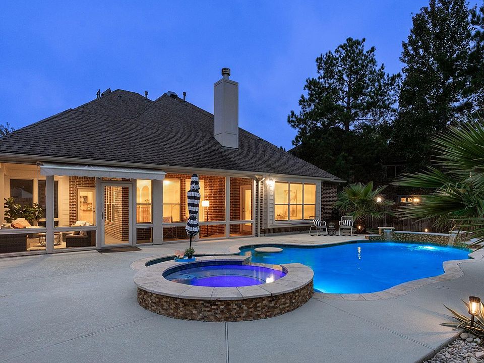 1st image of 307 Arbor Ridge Ln