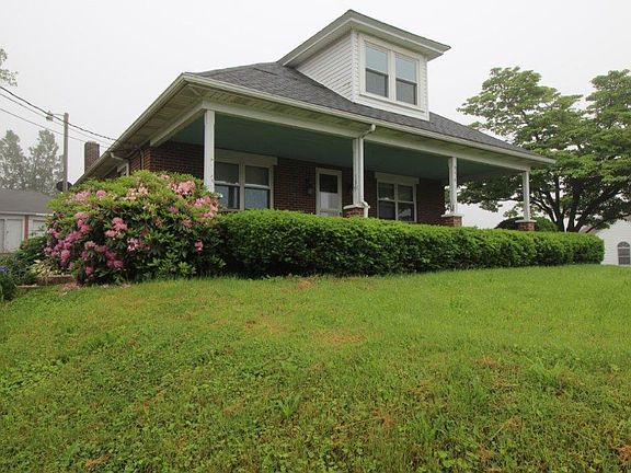 3rd image of 556 Martic Heights Dr
