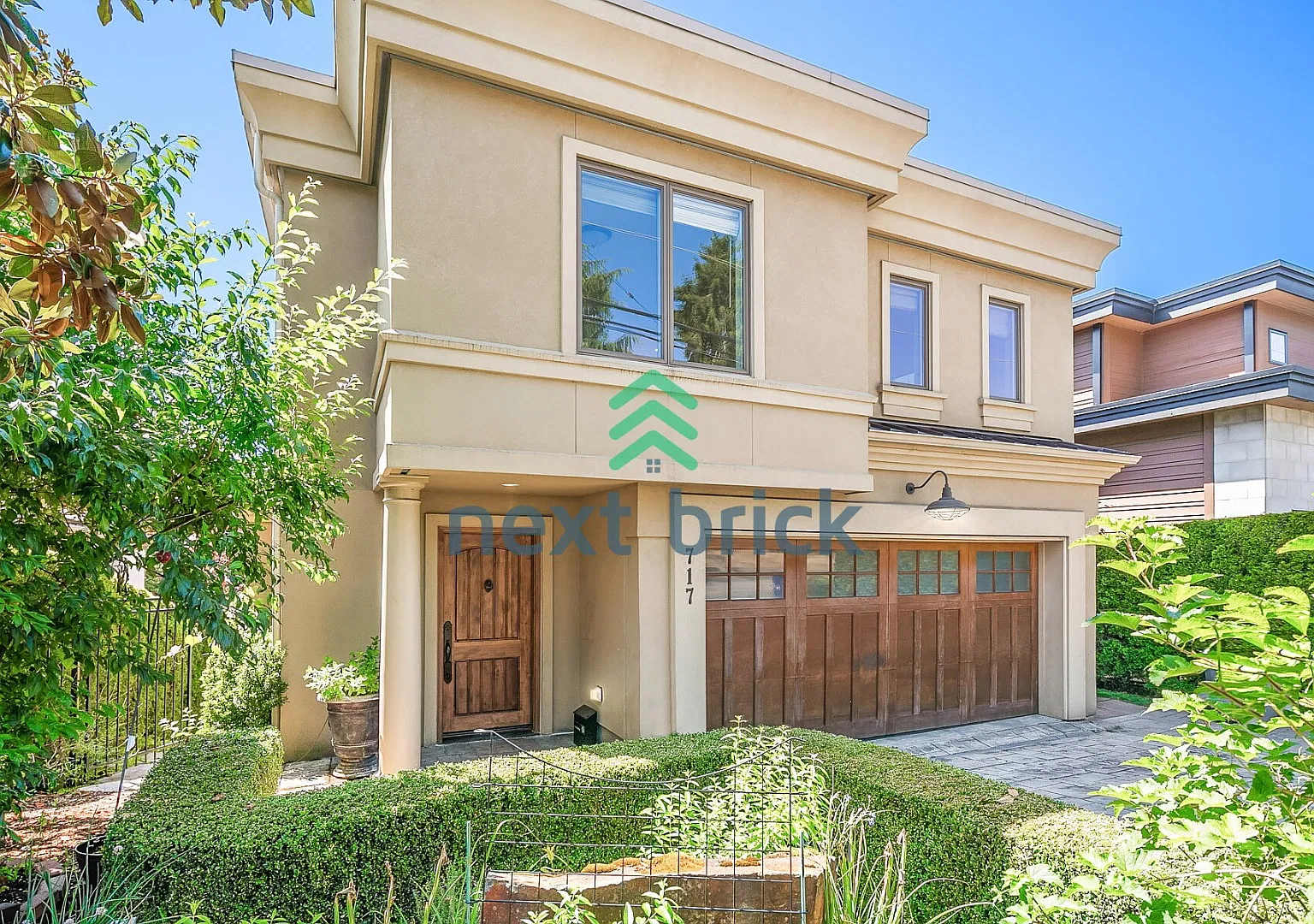 "Stunning 5-Bed, 4-Bath Kirkland Home with 3,665 Sq Ft of Elegant Living Space!" — Photo 1