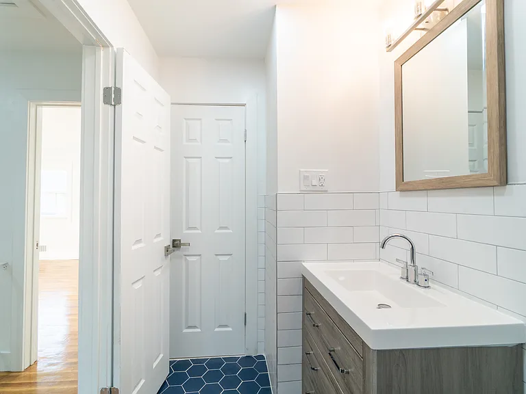 520 Adams Ln #2 — Photo 7