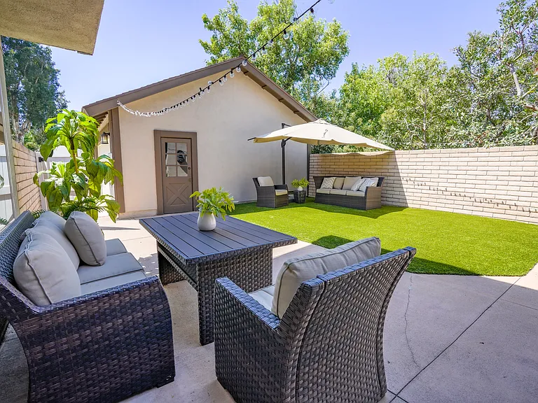 30 Almond Tree Ln — Photo 12