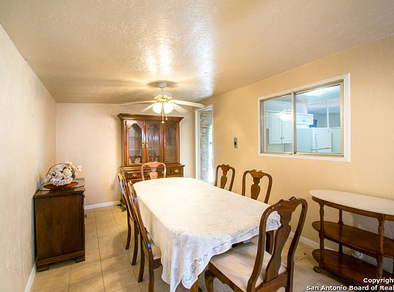 5th image of 138 Garden Valley St