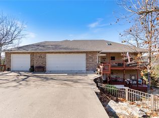 20 Quail Run Dr, Holiday Island, AR 72631