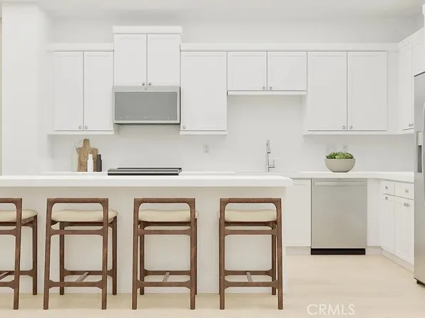 500 Park Dr Unit 122, Carson, CA 90745