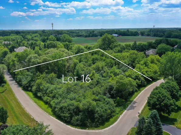 4542 Kimberly Ct, Lake Zurich, IL 60047