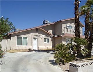 2nd image of 3020 Liberty Cir N