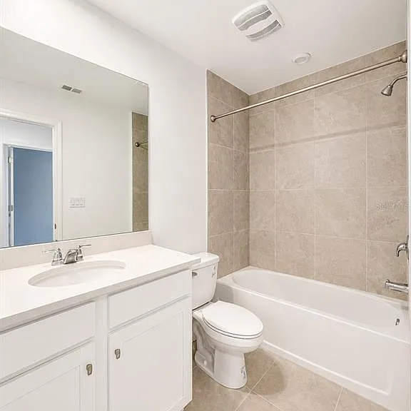 1043 Palm St — Photo 10
