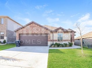 9909 Huntersville Trl, Fort Worth, TX 76108