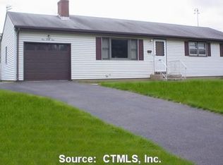 141 Mallard Dr, East Hartford, CT 06118