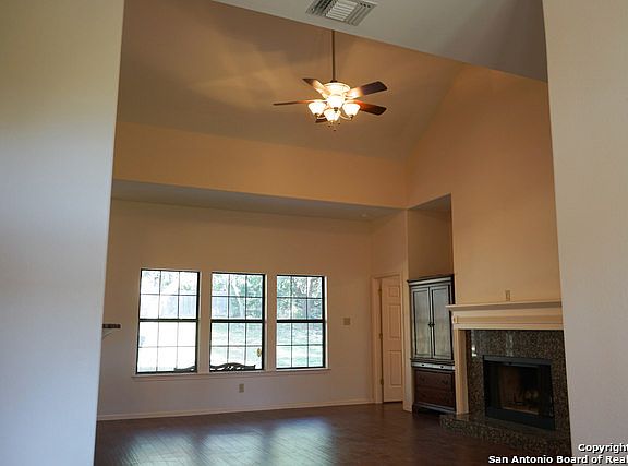 5th image of 27306 Sherwood Forest Dr