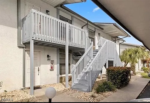 1521 SW 47th Ter #204 Photo 1