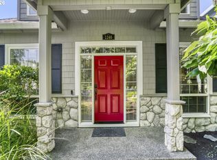 1246 NE Parks Edge Cir, Hillsboro, OR 97124