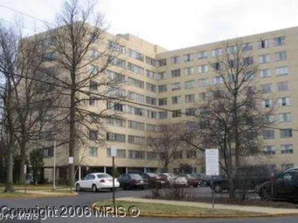 6621 Wakefield Dr APT 711, Alexandria, VA 22307