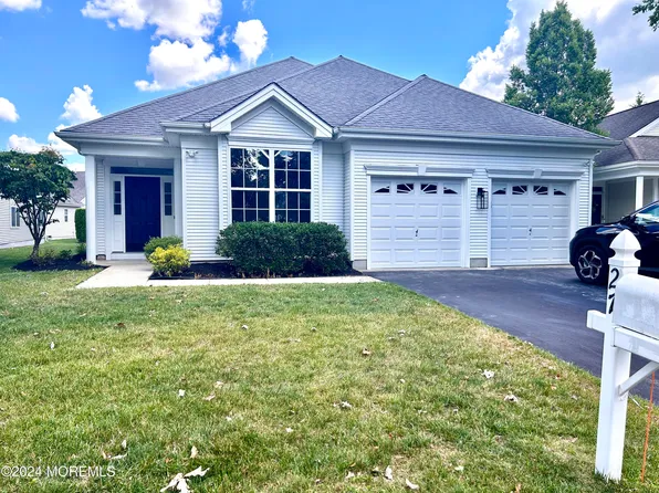 27 Banbury Lane, Jackson, NJ 08527