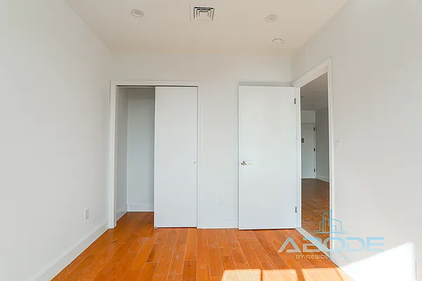 Rented by Reside New York | media 6