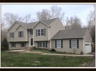 34 Waller Point Dr, Stafford, VA 22554