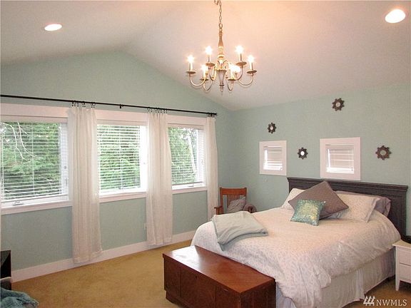 5th image of 7319 225th Avenue Ct E