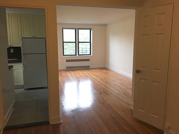5th image of 3400 77th St #6