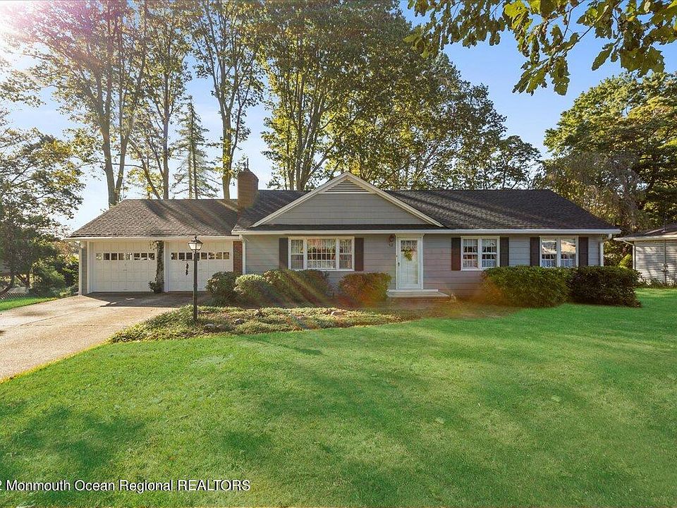 58 Glendale Dr, Freehold, NJ 07728 | Zillow