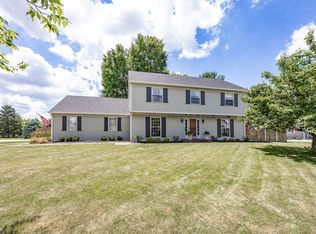 12602 Lockerbie Cir, Carmel, IN 46033