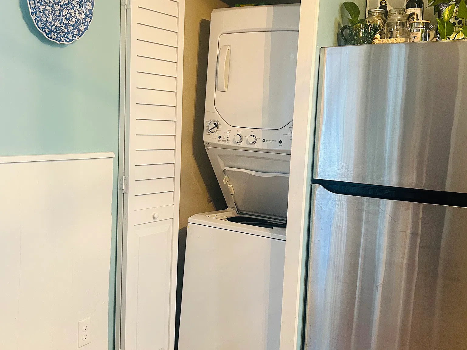 3 bed, 843 sqft, $2,750 — Photo 2