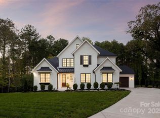 2013 Garden View Ln, Weddington, NC 28104
