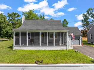 36 Collins Rd, Hamilton, NJ 08619