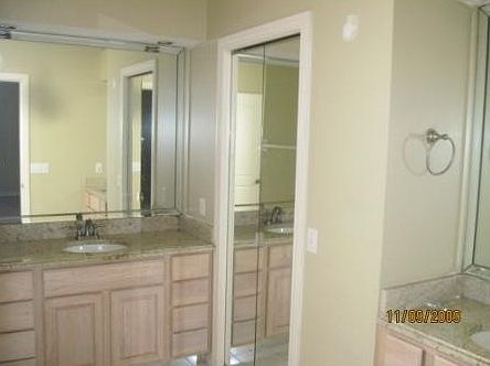 3rd image of 1114 SE Sabina Ln