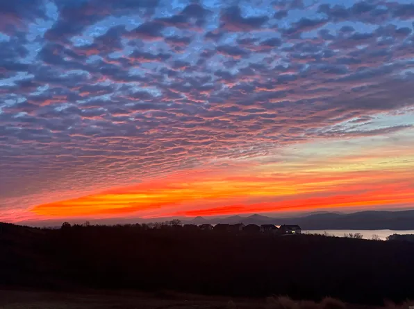 33911 Lakeview West Dr, Roland, AR 72135