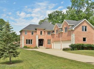 566 Pfingsten Rd, Northbrook, IL 60062