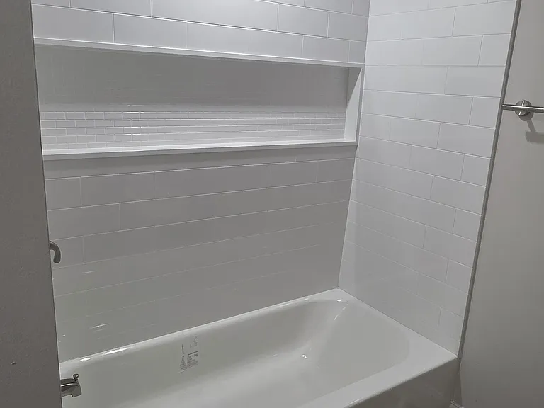 701 Pine St — Photo 12