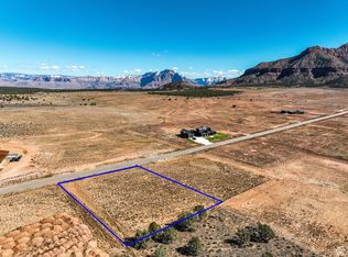 17 W Daybreak Mesa Dr, Hurricane, UT 84737