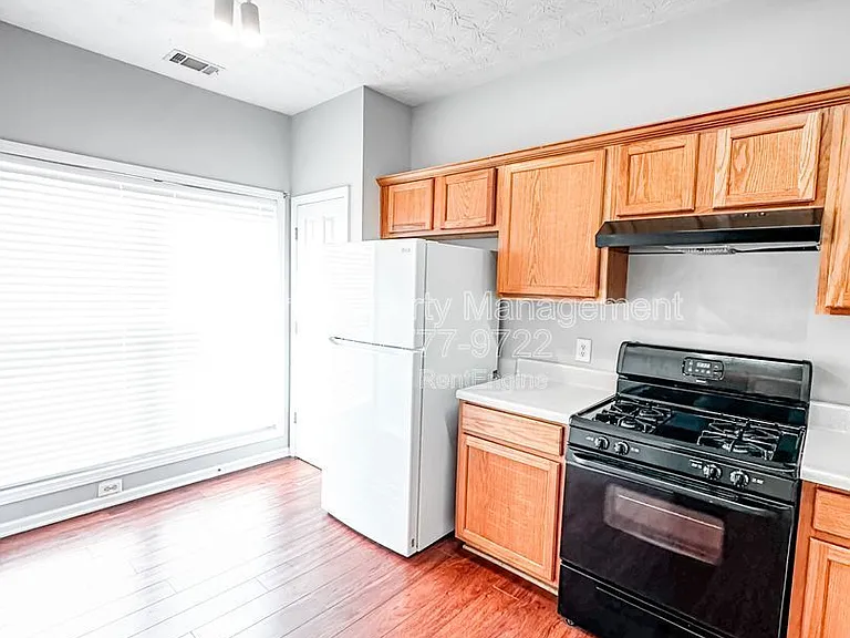 19 Pearl Chambers Dr — Photo 7