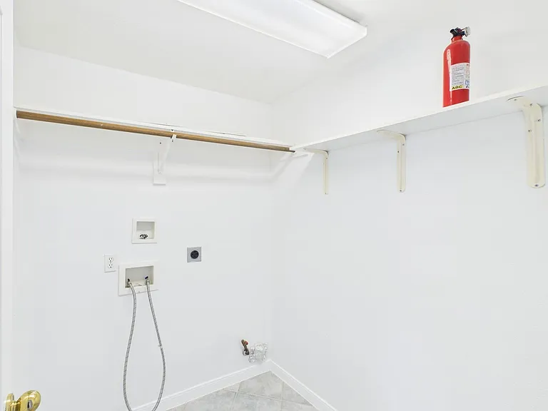 5407 Lake Place Dr — Photo 19
