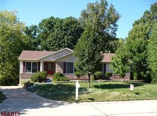 25 Kelly Leaf Dr, Saint Peters, MO