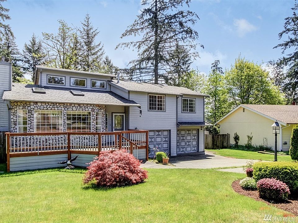 1st image of 12619 Vine Maple Dr SW