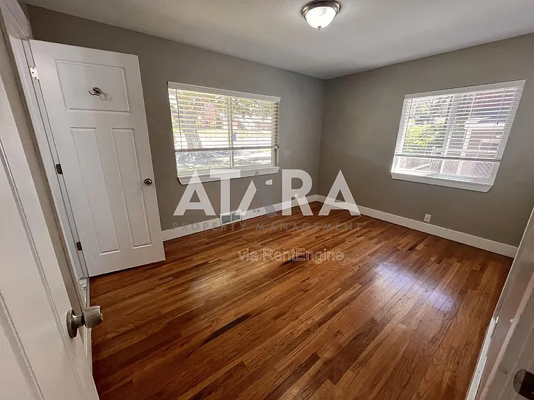 2362 E Bryan Ave — Photo 16