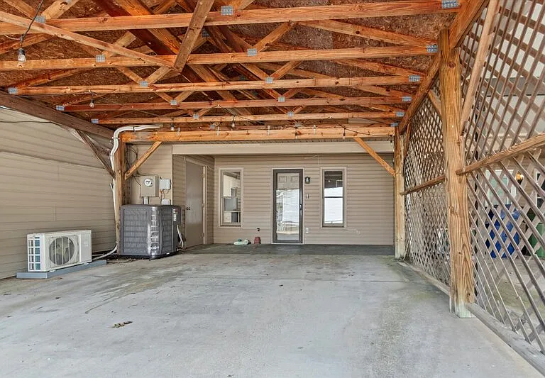 429 Russell St NE — Photo 23