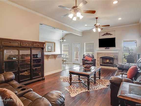 4th image of 3022 Dublin Way