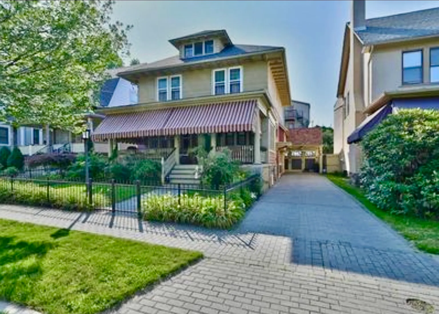4 bed, 2.5 bath, 2200 sqft, $2,750 — Photo 1