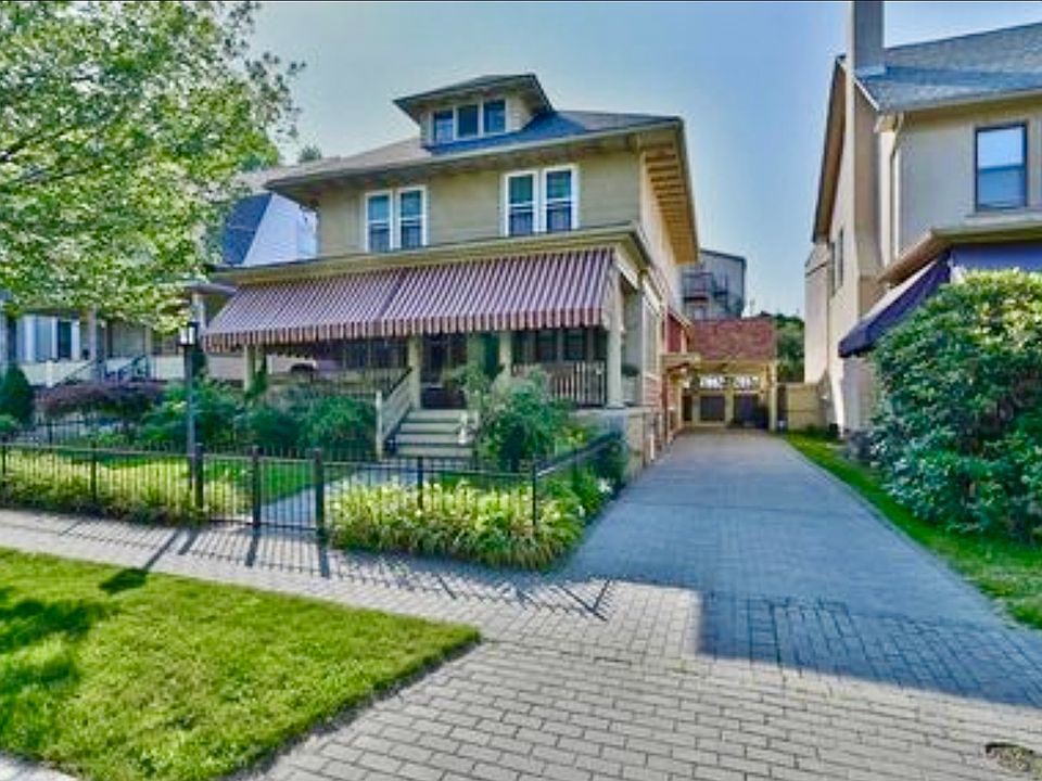 1st image of 916 Taylor Ave #1