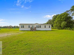 1772 Ernest Tyre Rd, Odum, GA 31555