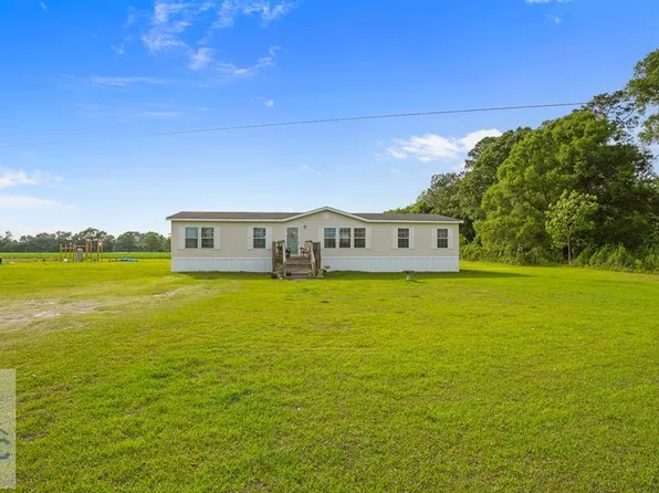 1772 Ernest Tyre Rd, Odum, GA 31555