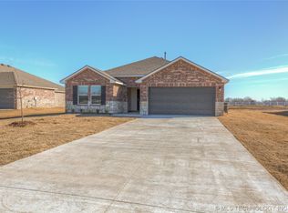 70 Stonegate, Pryor, OK 74361