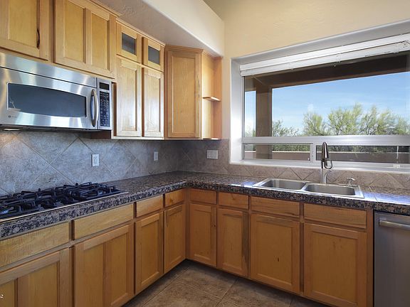 5th image of 4636 W Saguaro Cliffs Dr