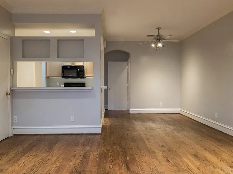 3904 Brandon Park Dr — Photo 4