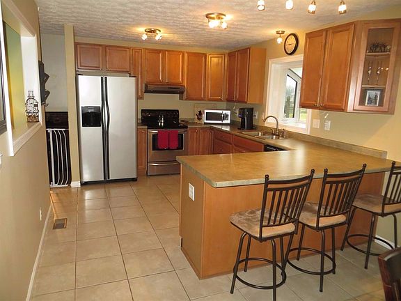 2nd image of 6818 Dutchland Blvd