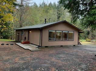 471 N Fairway Dr W, Hoodsport, WA 98548