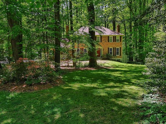 2nd image of 11824 Clara Way